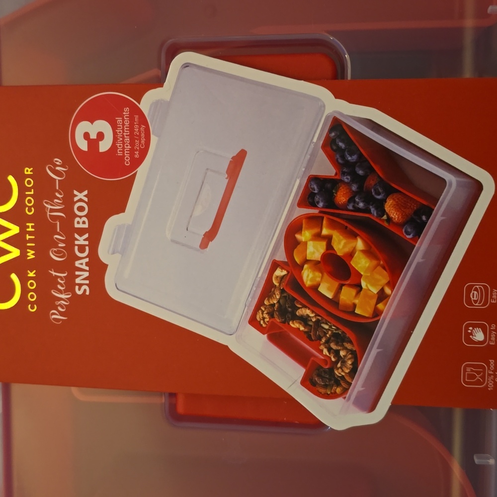 T CWC Red Snack Box - Picture 2 of 2